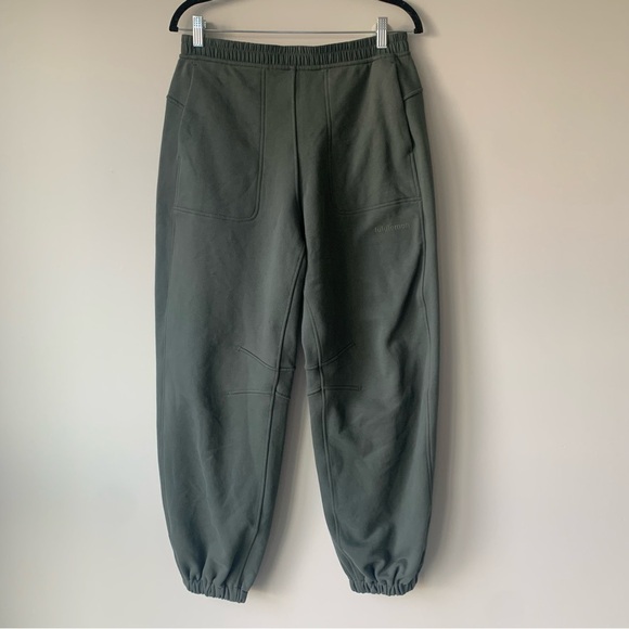 lululemon athletica Pants - Lululemon Athletica Loungeful Classic-Fit Jogger Sweatpants Size Medium